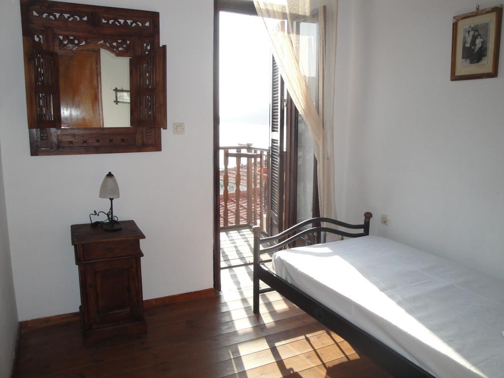 Villa Chrysodimi Chalki Town Bilik gambar