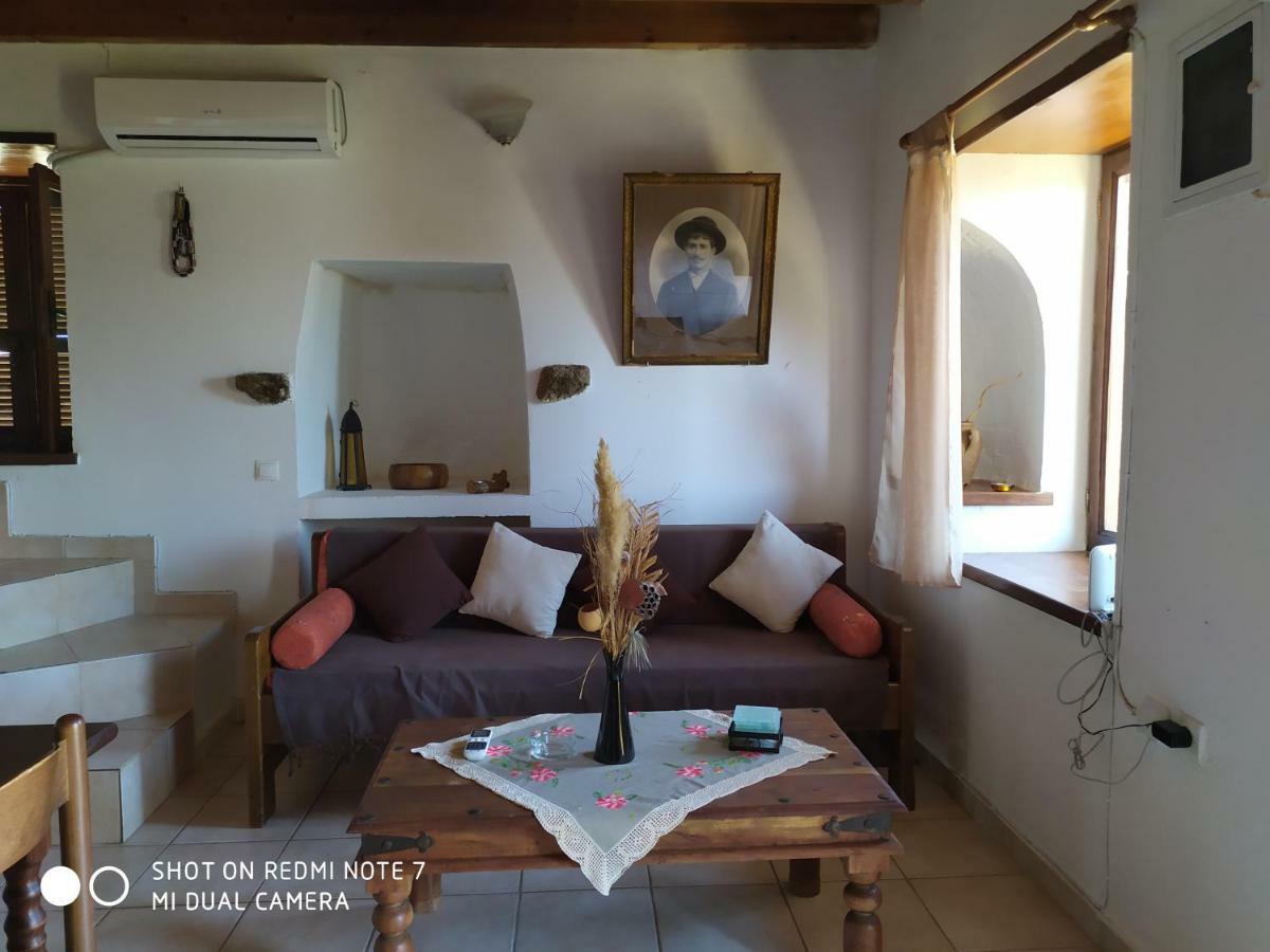Villa Chrysodimi Chalki Town Luaran gambar